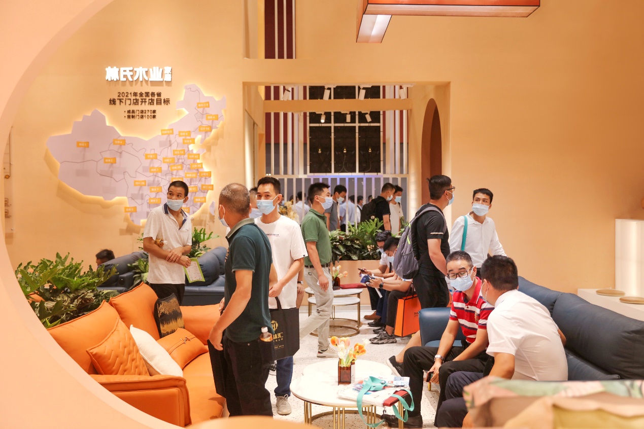 P:\06 天堂影院部\01 天堂影院战略部\08-天堂影院公关\2021年\月度公关内容\7月\稿件5 林氏木业首秀中国建博会,综合新业态热浪来袭\配图\d3b6760ed1d1c759ce6951ed696d9a06_.jpg